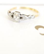 Zauberhafter antiker Art Deco Ring mit Diamanten 18ct Gelbgold + Platin B3454