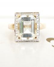 Art-Deco Design Ring mit Aquamarin und Diamanten 375/000 Gelbgold B3519