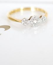 Antiker englischer Art Deco Ring mit Diamant 750 Gelbgold + Platin B3512