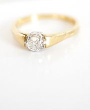 Antiker schöner Ring mit 0,35ct Diamant Solitär aus 750 Gelbgold + Platin B3668
