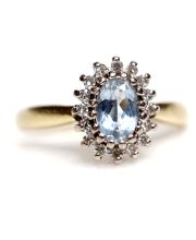 Englischer vintage Ring aus 750/000 Gelbgold mit Aquamarin + Diamanten B4065