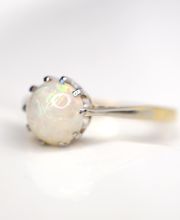 Antiker Art Deco Ring aus 750/000 Gelbgold + Platin mit 1.80ct Edel Opal B4021