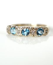 Schner englischer vintage Ring mit Blautopas und Diamanten 375 Gelbgold B4143