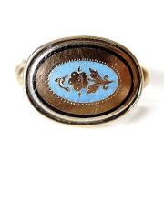 Antiker schwerer Ring aus 333/000 Gelbgold mit Emaille Arbeit von 1913 B4158