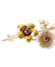 Antike schne Brosche 750 Gelbgold mit Blten Rubin + Saphir um 1900 B4172