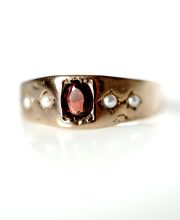 Antiker hbscher Ring mit Granat und Flussperlen aus 585/000 Rotgold B4205