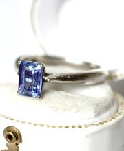 Schlichter vintage Ring aus 950/000 Platin mit 1ct AAA Tansanit B4193