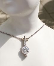 Antikes edles Art Deco Collier aus 750 Weissgold mit 1.20ct Diamanten B4170
