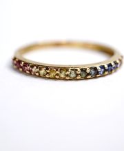 Sehr hbscher Ring aus 750/000 Gelbgold mit vielen multicolor Saphiren B4233