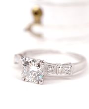 Wundersch�ner antiker Art Deco Ring mit 0.79ct Brillanten 900/000 Platin B4376