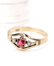 Antiker h�bscher Ring Art Deco aus 333/000 Gelbgold B4381