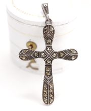 Antiker Art Deco Kreuz Anh�nger aus 835/000 Silber mit Markasiten B4422