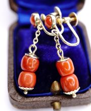 Antike Ohrh�nger aus 585/000 Gelbgold mit Lachs Koralle B4488