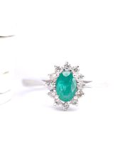 Wundersch�ner Ring mit Smaragd und Brillanten aus 585/000 Weissgold B4514