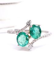 Wundersch�ner Ring mit Smaragd und Brillanten aus 750/000 Weissgold B4518