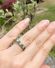 Wunderbarer englischer Ring 375/000 Gelbgold Smaragde + Brillanten B4479